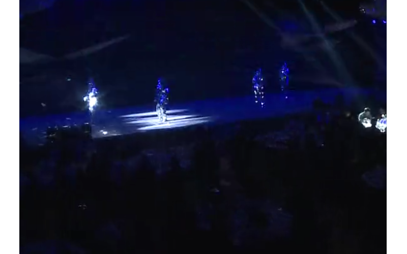 旭派電池2016年代理商大會(huì)鏡面舞表演