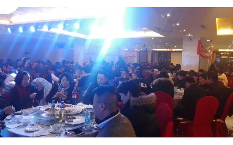 旭派電池遼寧錦州答謝會(huì)500多人參加，場面火熱...